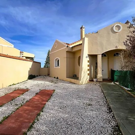 Welcome To Casa Viento Siroco! 度假居