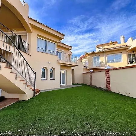 Welcome To Casa Viento Siroco! 度假居